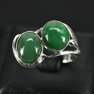 2.98 G. Attractive Natural Green Jade Sterling Silver Ring Size 6
