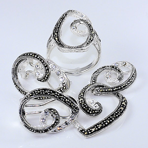 14.89 G. Alluring Marcasite 925 Silver Jewelry Sets Pendent Ring Earrings