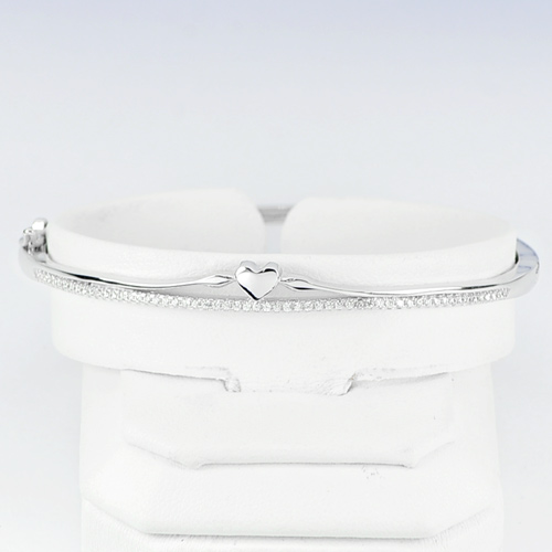 Heart Design Diameter 58 mm. 925 Sterling Silver Jewelry Bangle