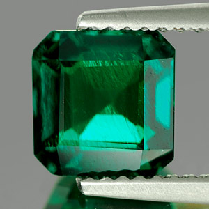 1.64 Ct. VVS Octagon Green Emerald Created Gem Russia