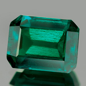 1.91 Ct. VVS Octagon Green Emerald Created Gem Russia