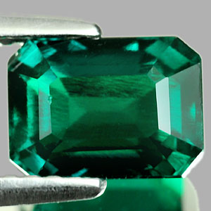 1.56 Ct. Attractive Octagon Shape Green Emerald Created Unheated