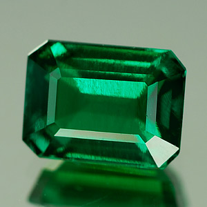 1.74 Ct. VVS Octagon Green Emerald Created Gem Russia