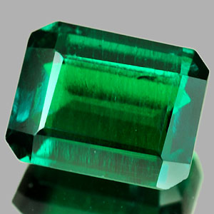 1.86 Ct. VVS Octagon Green Emerald Created Russia