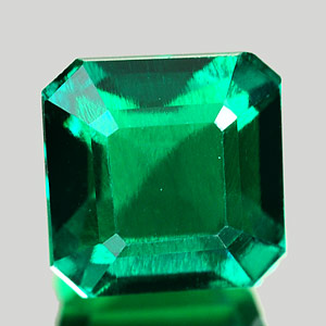 1.66 Ct. VVS Octagon Green Emerald Created Gem Russia