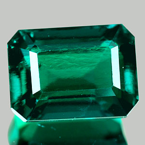 1.85 Ct. VVS Octagon Green Emerald Created Gem Russia