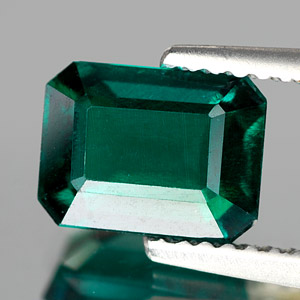 1.69 Ct. VVS Octagon Green Emerald Created Russia