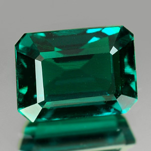 1.89 Ct. VVS Octagon Green Emerald Created Russia