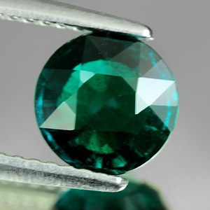 1.34 Ct. VVS Round Green Emerald Created Russia