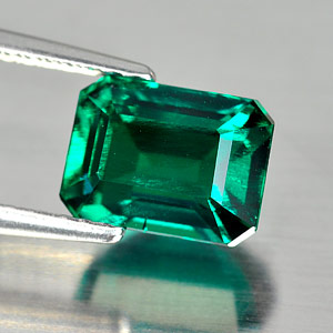 1.83 Ct. VVS Octagon Green Emerald Created Russia