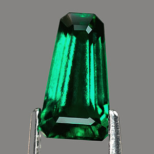 1.35 Ct. VVS Green Emerald Created Russia Unheated