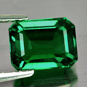 1.63 Ct. VVS Octagon Green Emerald Created Russia