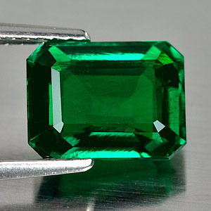 2.22 Ct. VVS Octagon Green Emerald Created Russia