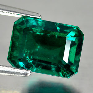 1.80 Ct. Alluring Octagon Cut Green Emerald Created Unheated