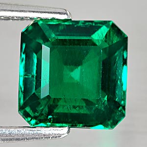1.47 Ct. Vivid Octagon Cut Green Emerald Created Unheated