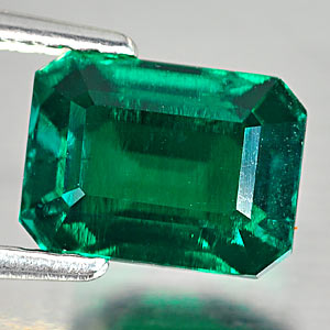 1.76 Ct. Alluring Octagon Cut Green Emerald Created Unheated