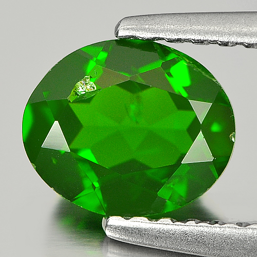 1.00 Ct. Stunning Oval Natural Green Chrome Diopside