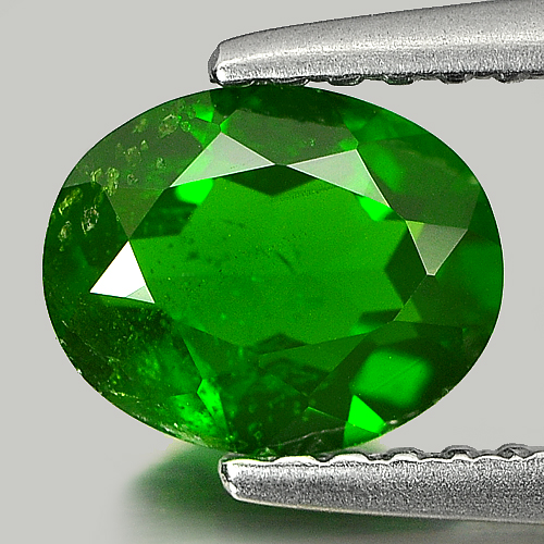 0.88 Ct. Stunning Oval Natural Green Chrome Diopside