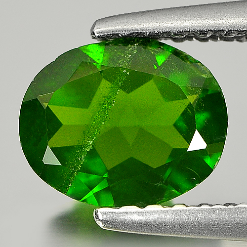 0.81 Ct. Stunning Oval Natural Green Chrome Diopside