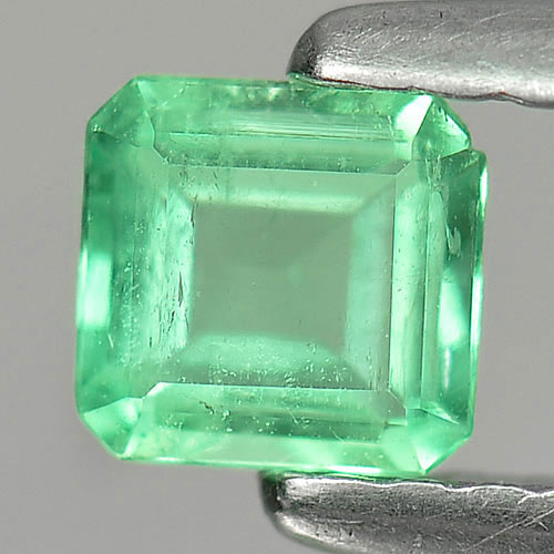 0.29 Ct. Attractive Natural Rich Green Emerald Unheated
