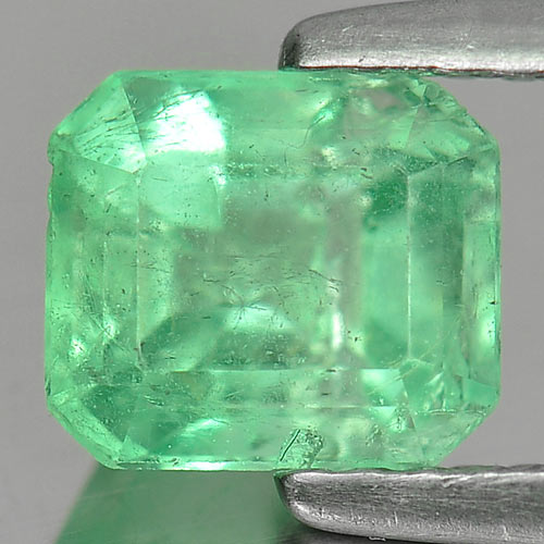 1.15 Ct. Captivating Natural Rich Green Emerald Gem