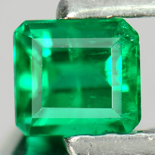 0.21 Ct. Beautiful Octagon Natural Gem Green Emerald Columbia