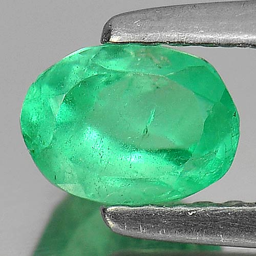 0.59 Ct. Oval Shape Natural Gremstone Green Emerald Unheated