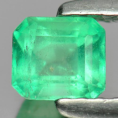 0.40 Ct. Good Natural Gemstone Green Emerald Octagon Shape