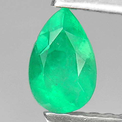 0.37 Ct. Pear Shape Natural Gemstone Green Emerald