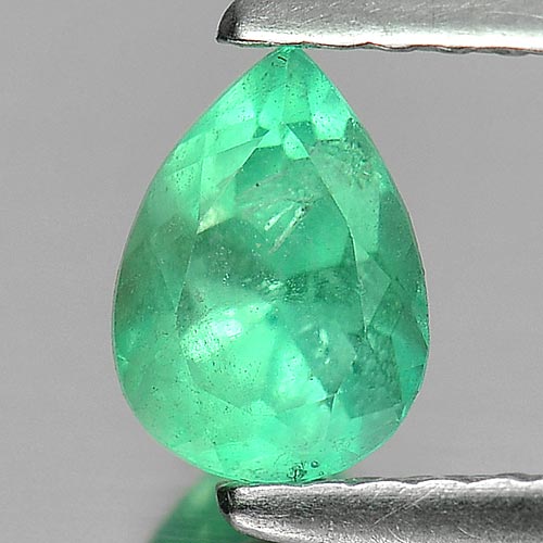 0.56 Ct. Pear Shape Natural Gemstone Green Emerald Unheated