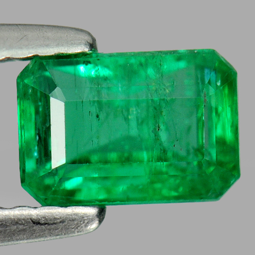 Certified 1.02 Ct. Attractive Octagon Shape Natural Green Emerald Gemstone