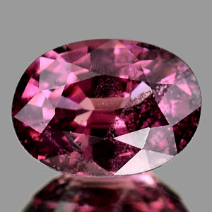 0.91 Ct. Oval Cut Natural Gemstone Purple Pink Rhodolite Garnet Mardagascar