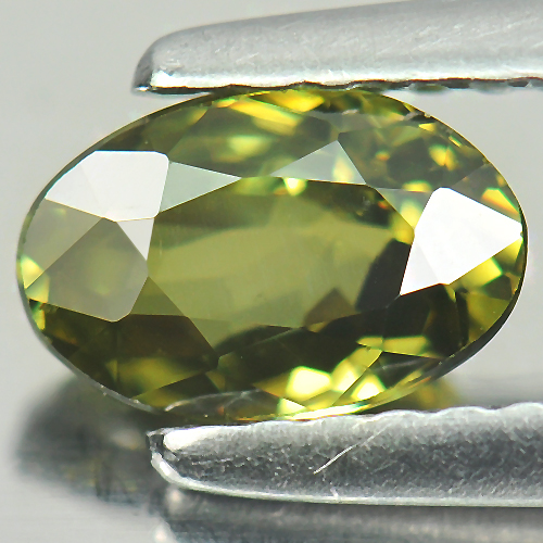 0.94 Ct. Alluring Gemstone Natural Greenish Yellow Demantoid Garnet Oval Shape