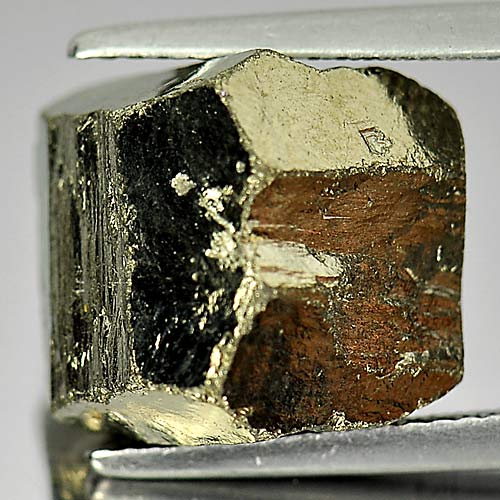 20.92 Ct. Mineral Metallic Luster And Pale Brass - Yellow Gold Natural Pyrite