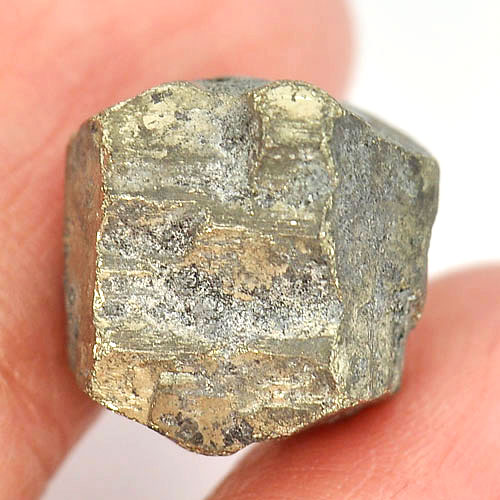 22.08 Ct. Mineral Metallic Luster And Pale Brass - Yellow Gold Natural Pyrite