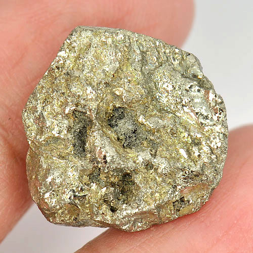26.80 Ct. Mineral Metallic Luster And Pale Brass - Yellow Gold Natural Pyrite