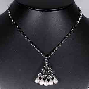 7.99 G. Natural White Pearl Nickel Necklace Unheated