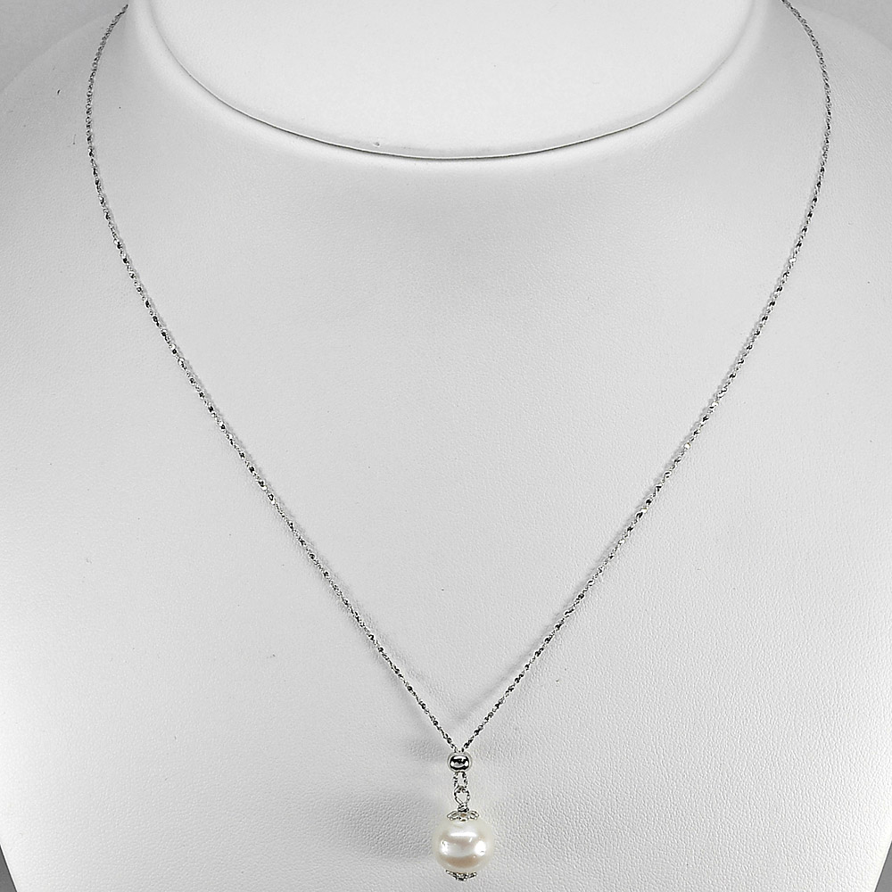 2.74 G. Natural White Pearl Sterling Silver Necklace Length 18 Inch.
