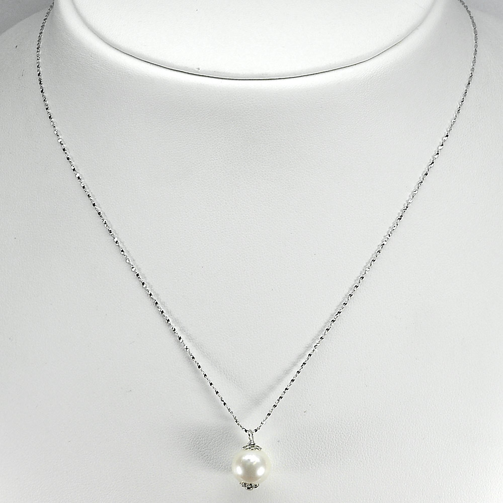2.75 G. Length 18 Inch. Natural White Pearl Sterling Silver Necklace