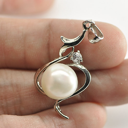 2.88 G. Charming Natural White Pearl Rhodium Silver Plated Pendent
