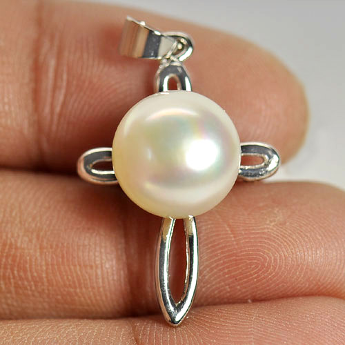 2.26 G. Round Cabochon Natural White Pearl Rhodium Silver Plated Pendant