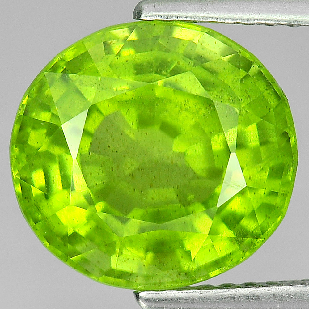 5.19 Ct. Oval Shape Natural Gemstone Green Peridot Unheated