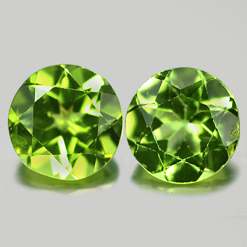 Good Cutting 1.49 Ct. 2 Pcs. Round Natural Gems Green Peridot