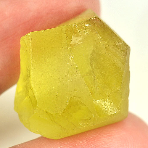 31.33 Ct. Natural Gemstone Yellow Quartz Rough Brazil