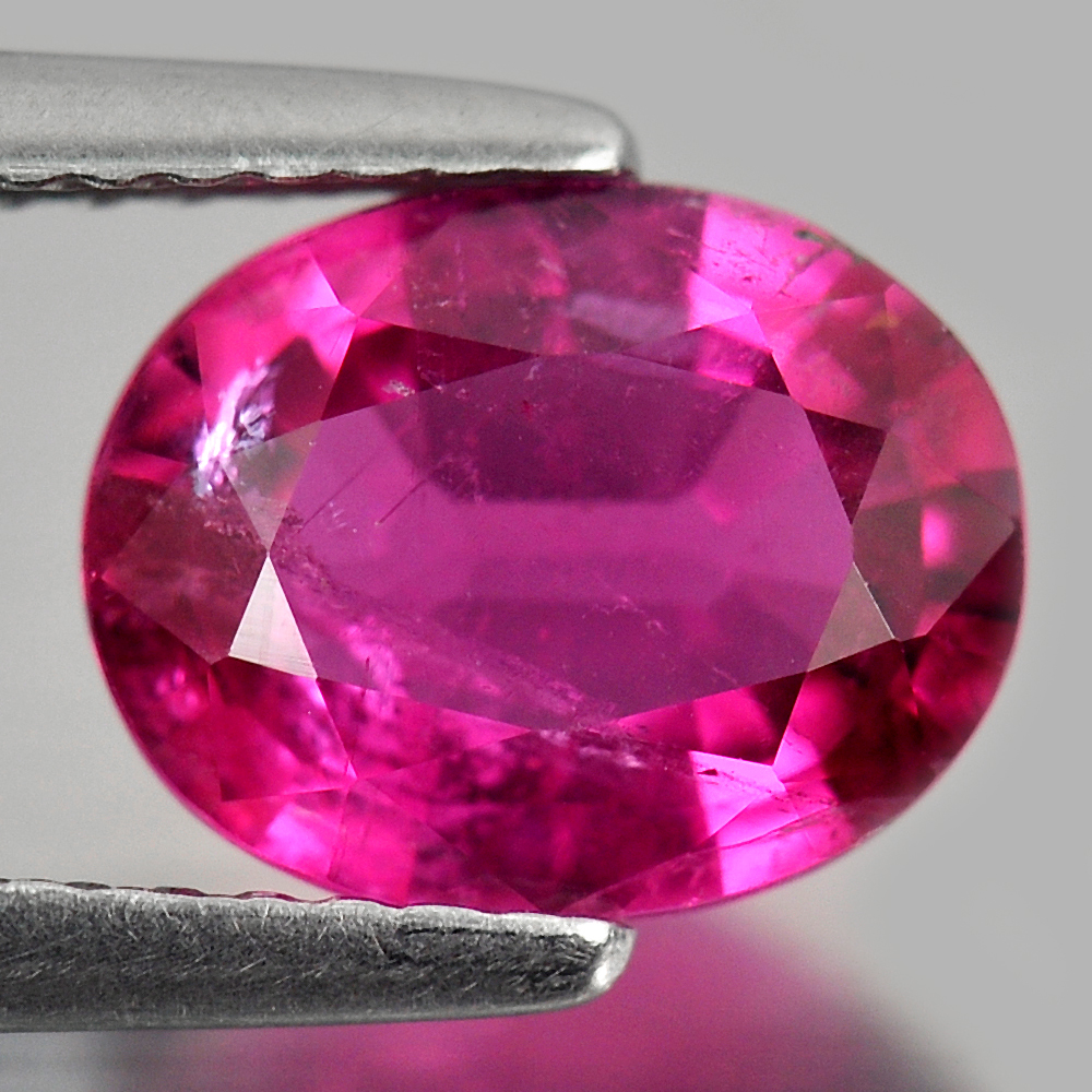 1.75 Ct. Oval Cut Natural Gemstone Purplish Pink Rubellite