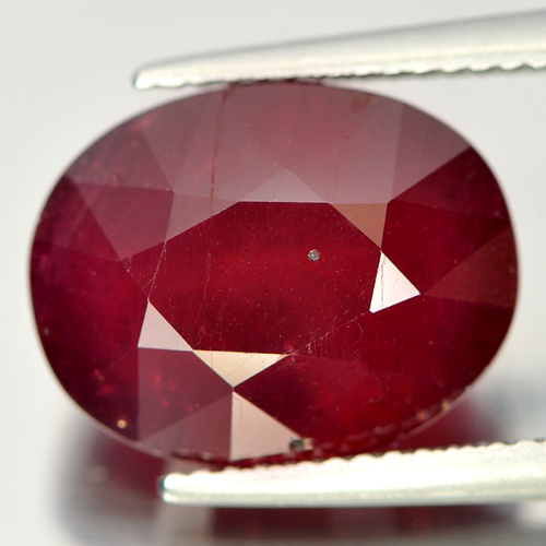 Red Ruby 13.54 Ct. Oval 14.3 x 11.1 mm. Natural Gemstone From Madagascar