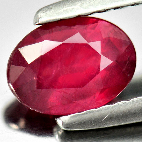 0.97 Ct. Oval Natural Gemstone Pinkish Red Ruby Madagascar