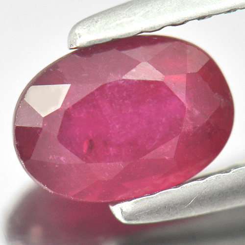 1.36 Ct. Beauteous Natural Gem Pinkish Red Ruby Oval Shape