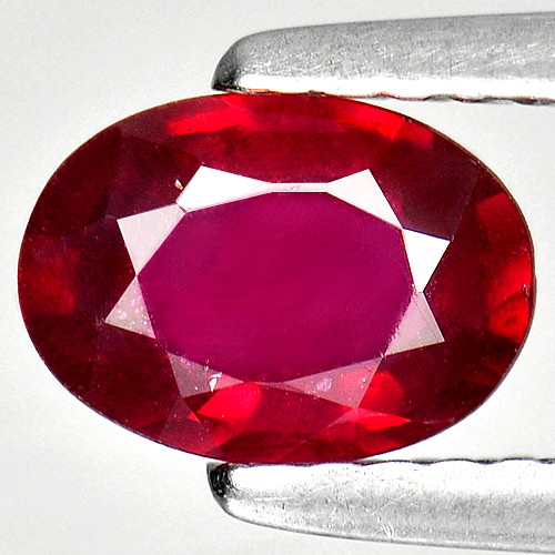 0.93 Ct. Alluring Oval Natural Gem Purplish Pink Ruby Mozambique