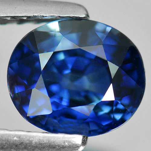 Certified Natural Gemstone 1.61 Ct. Oval Shape Blue Sapphire